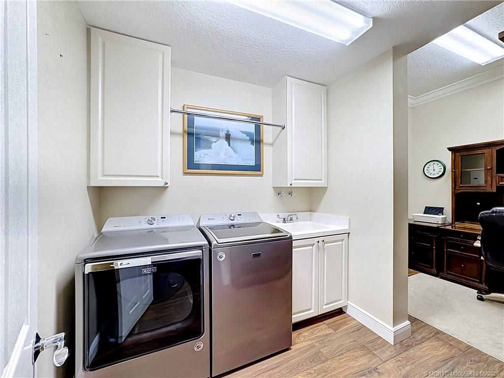13 Harbour Isle Drive W, Unit 305, Fort Pierce, FL 34949 Photo
