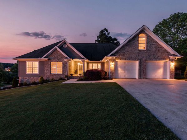 1066 Cody Lane, Soddy Daisy, TN 37379