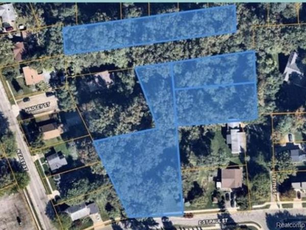 001 Leith St , Brighton, MI 48116