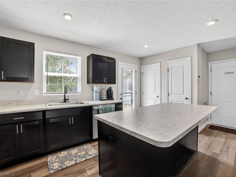 532 Roberta Drive, Painesville, OH 44077 Photo 13