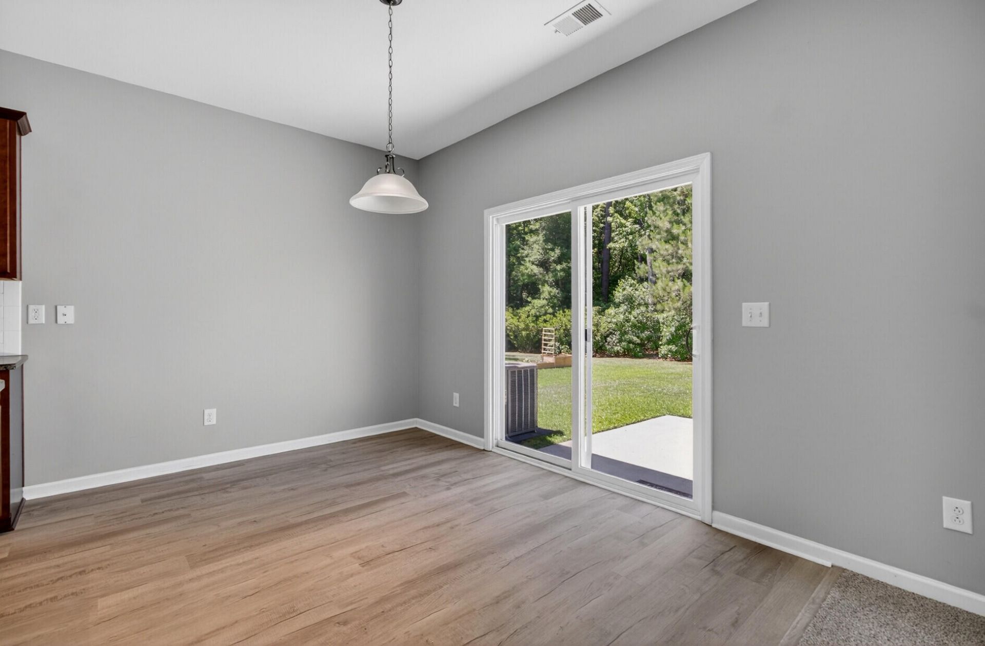 3802 Sourwood Court Photo 11
