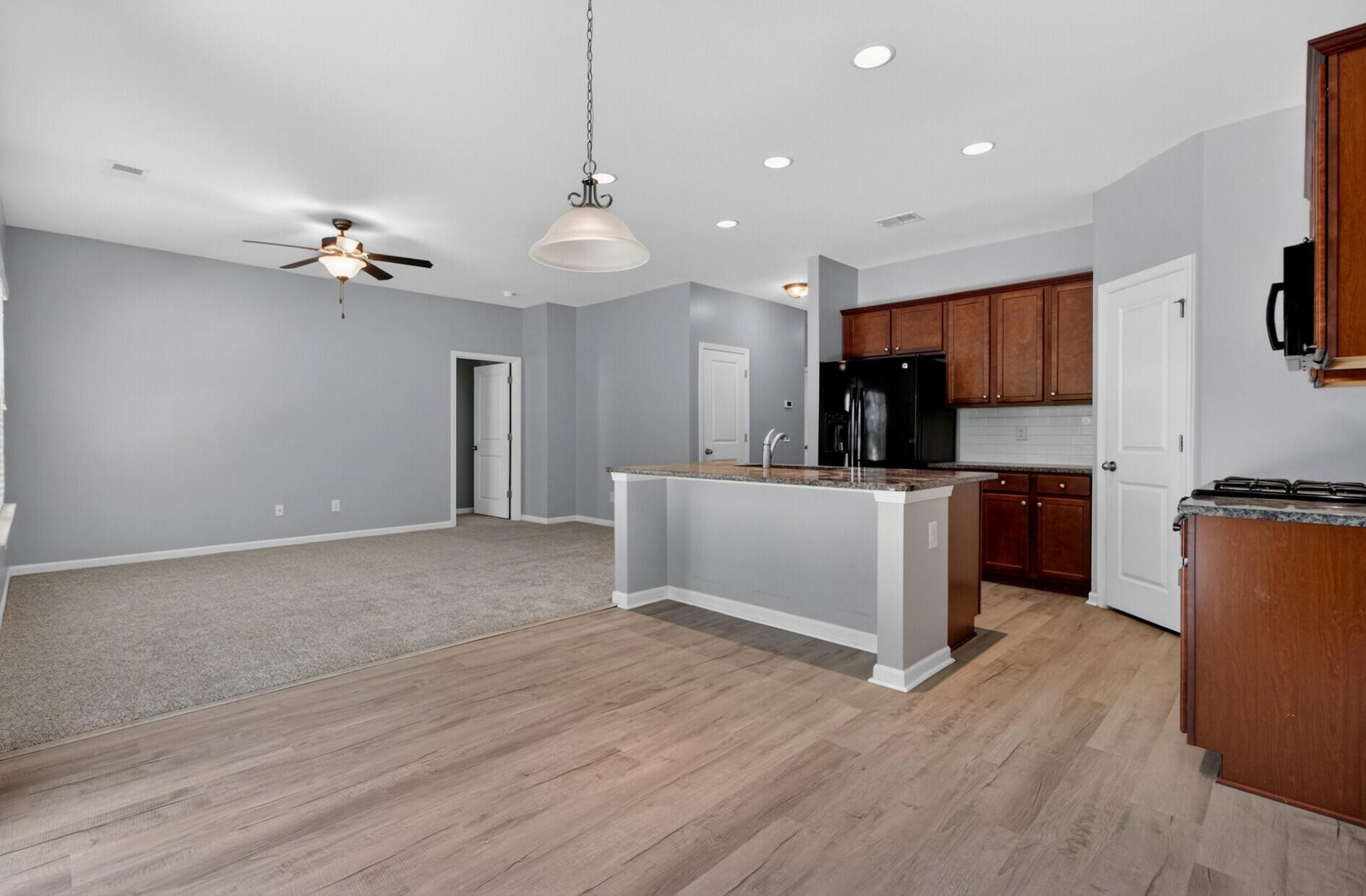 3802 Sourwood Court Photo 12