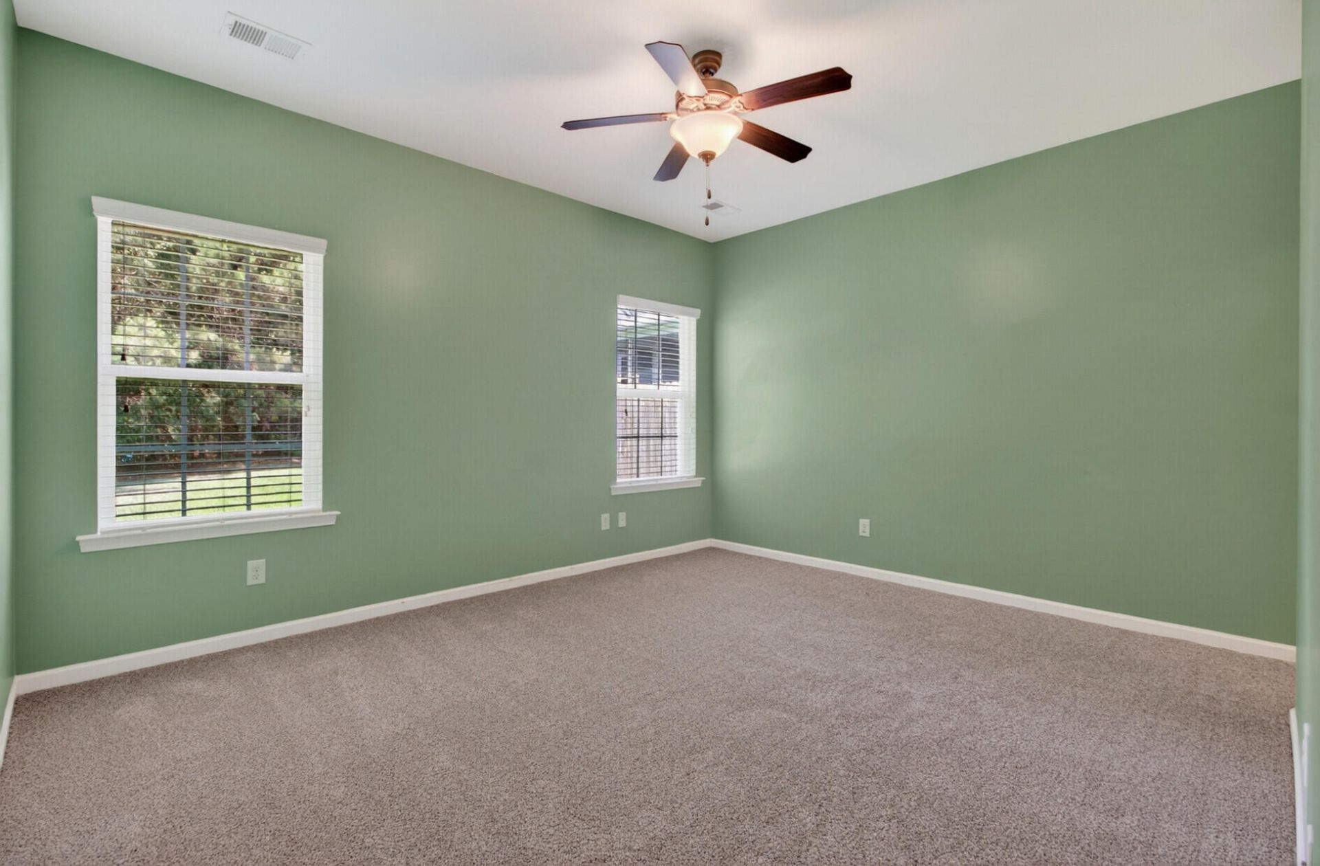3802 Sourwood Court Photo 18