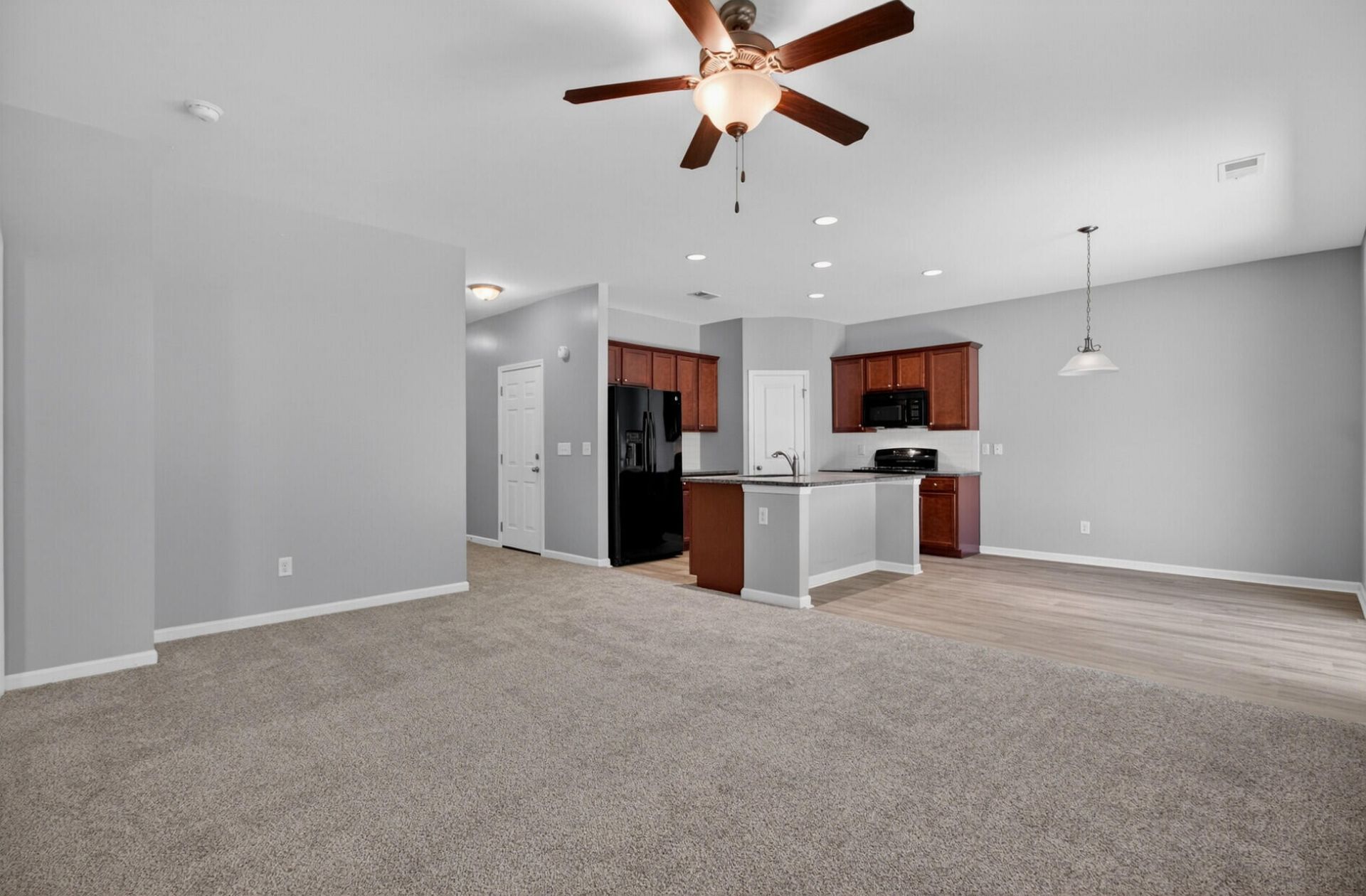 3802 Sourwood Court Photo 7