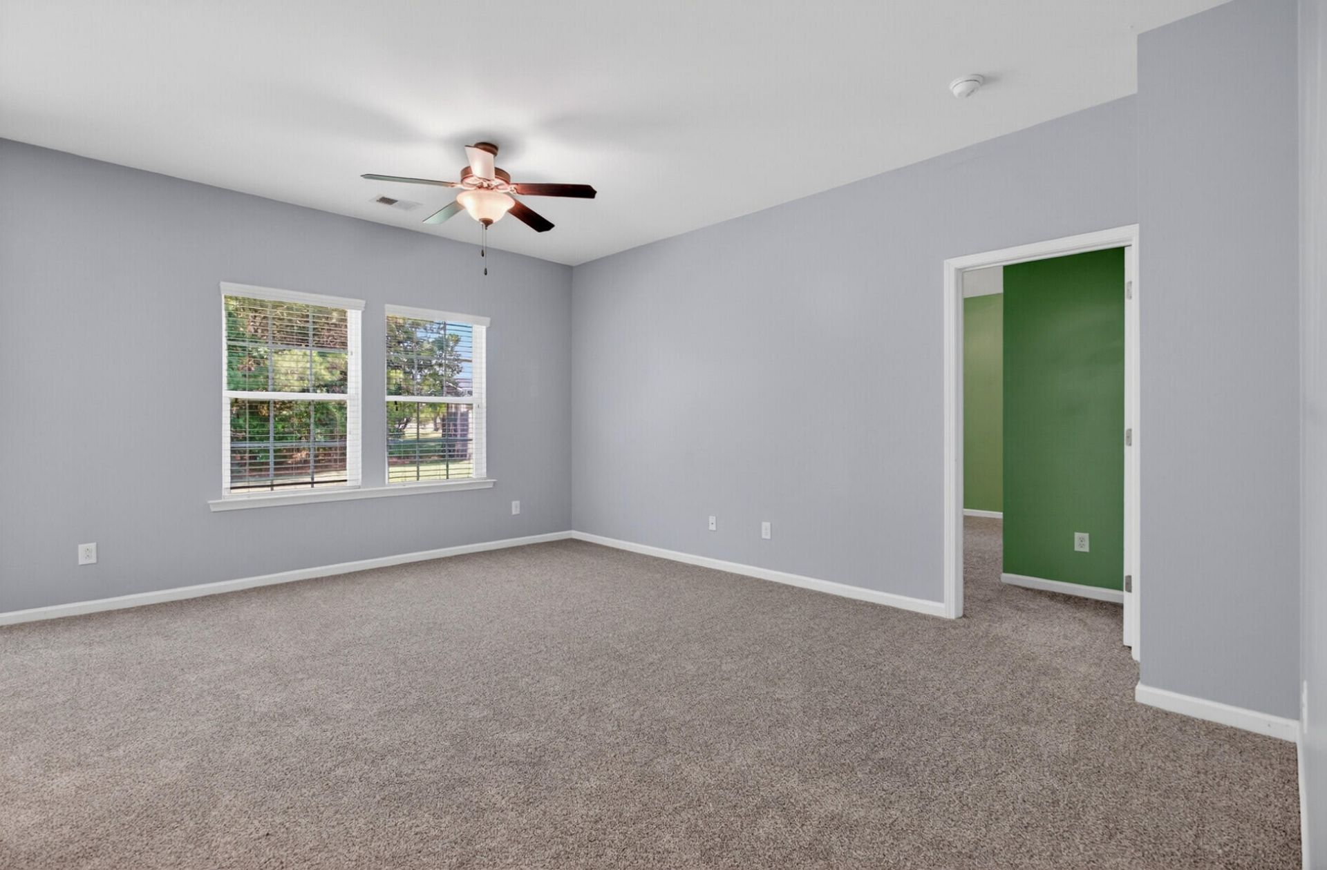 3802 Sourwood Court Photo 9