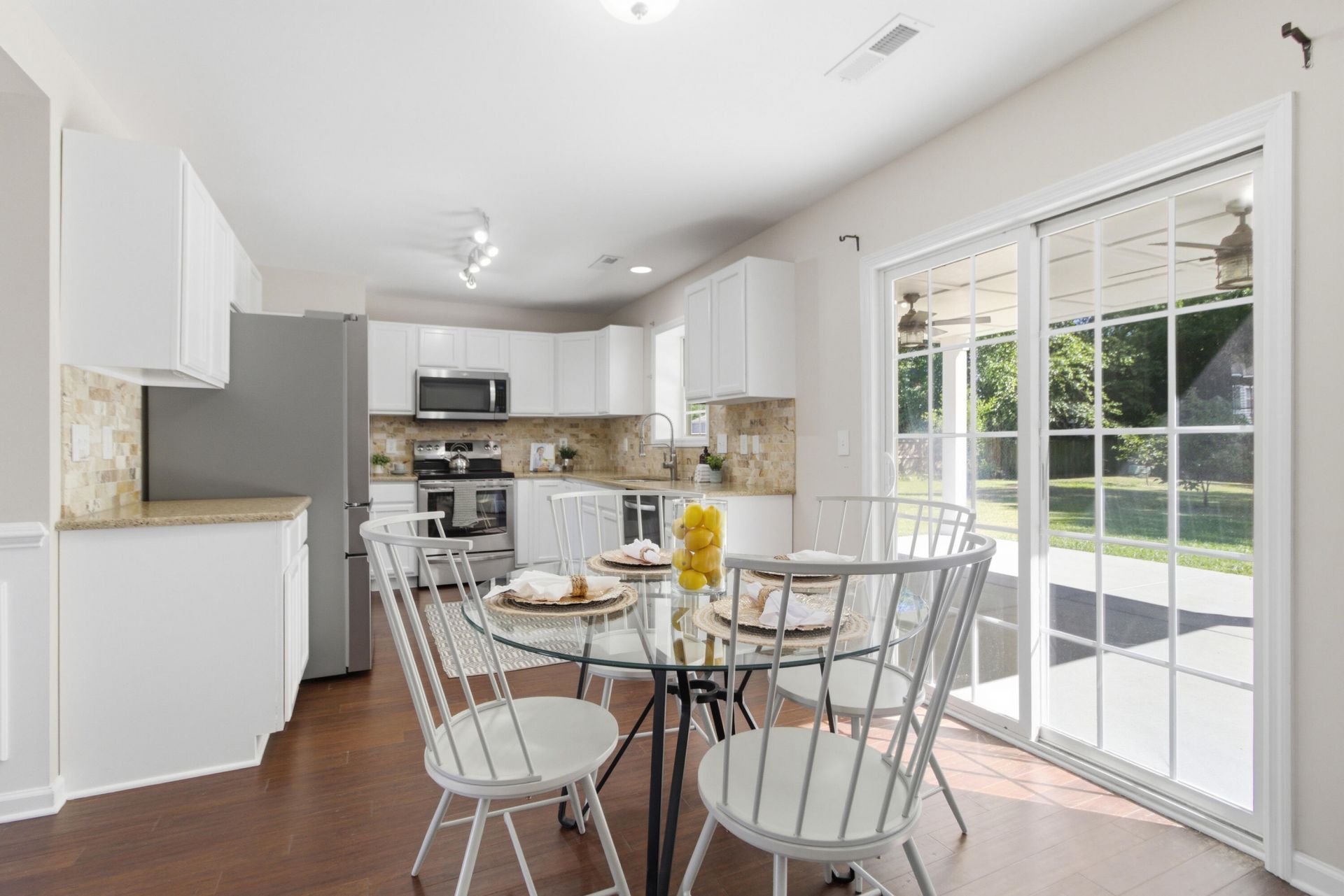 115 Thousand Oaks Circle Photo 12