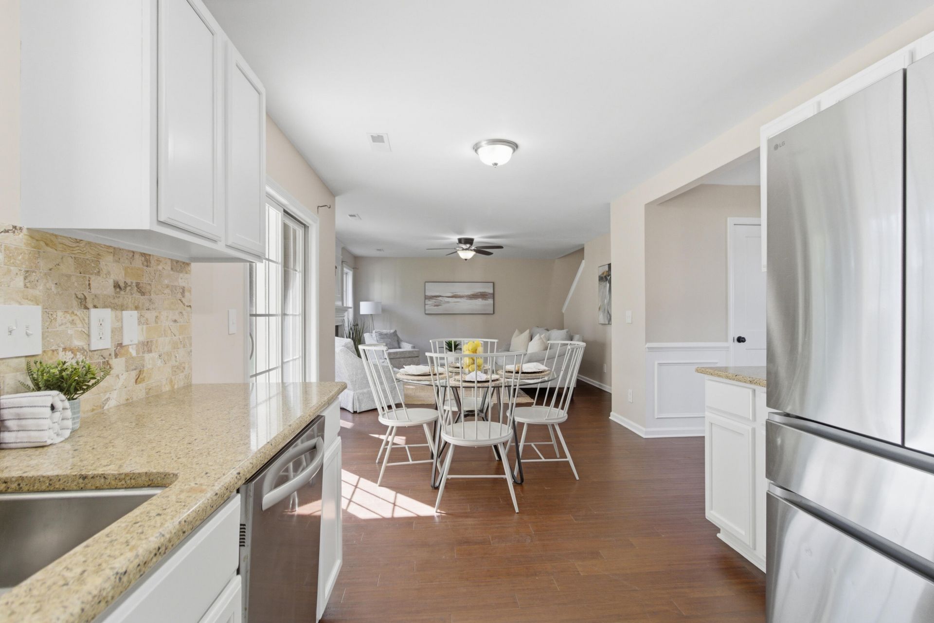 115 Thousand Oaks Circle Photo 19
