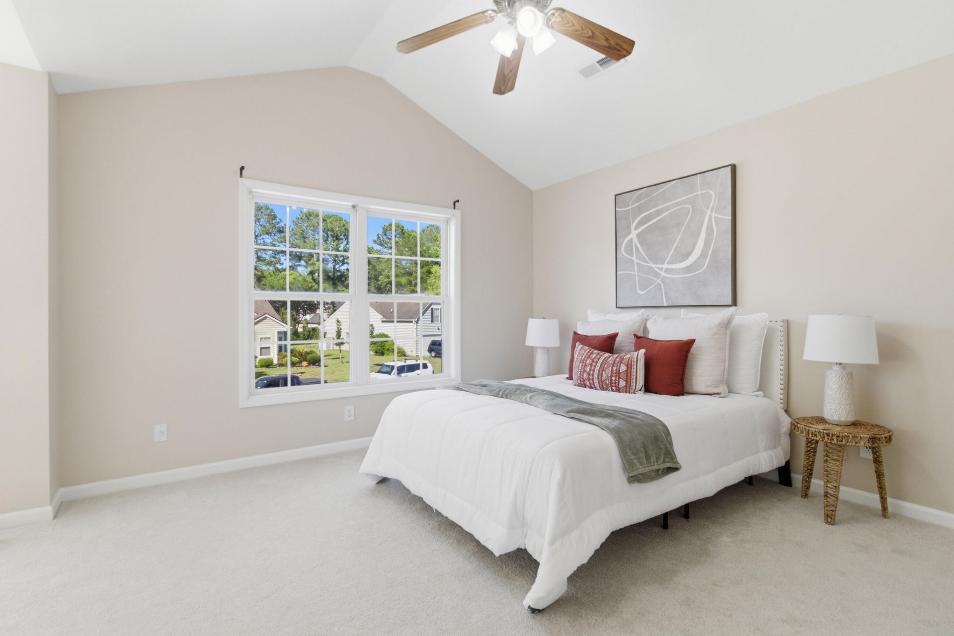 115 Thousand Oaks Circle Photo 32