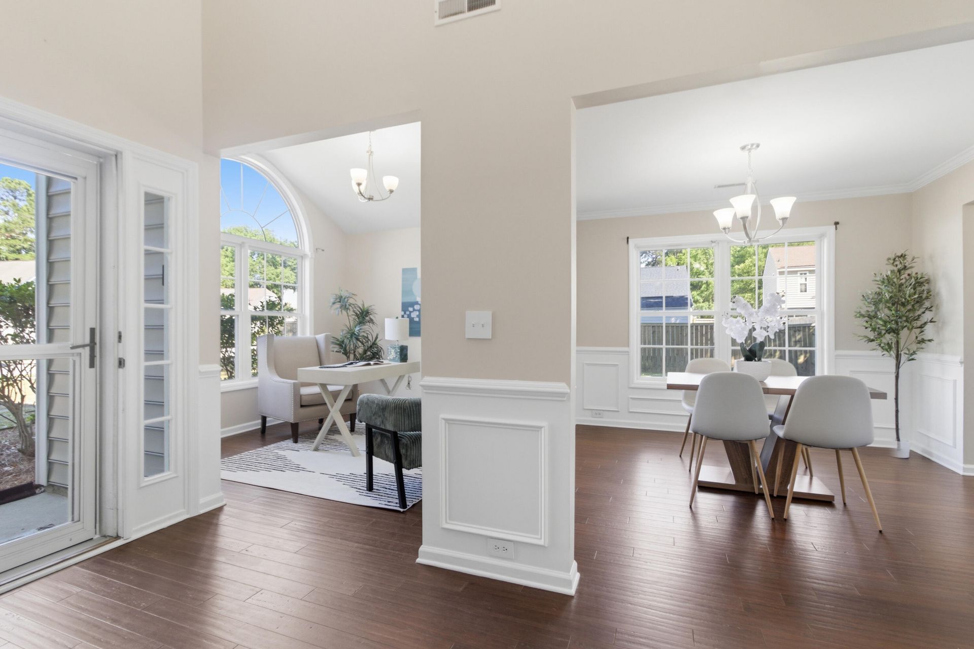 115 Thousand Oaks Circle Photo 4