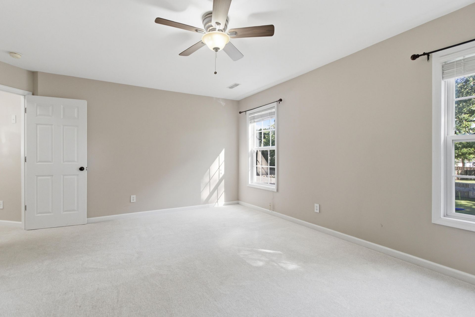115 Thousand Oaks Circle Photo 41