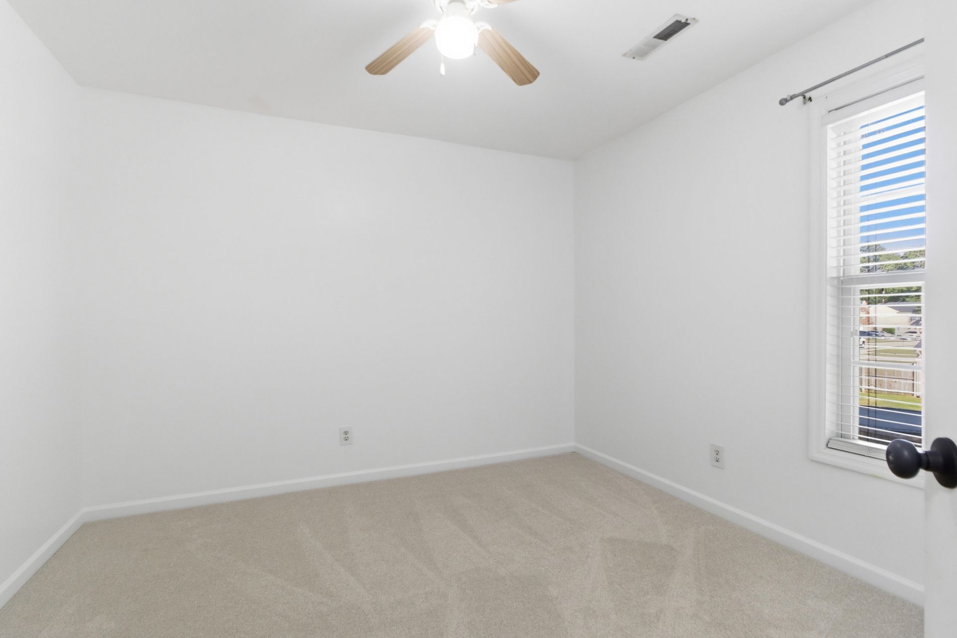 115 Thousand Oaks Circle Photo 43