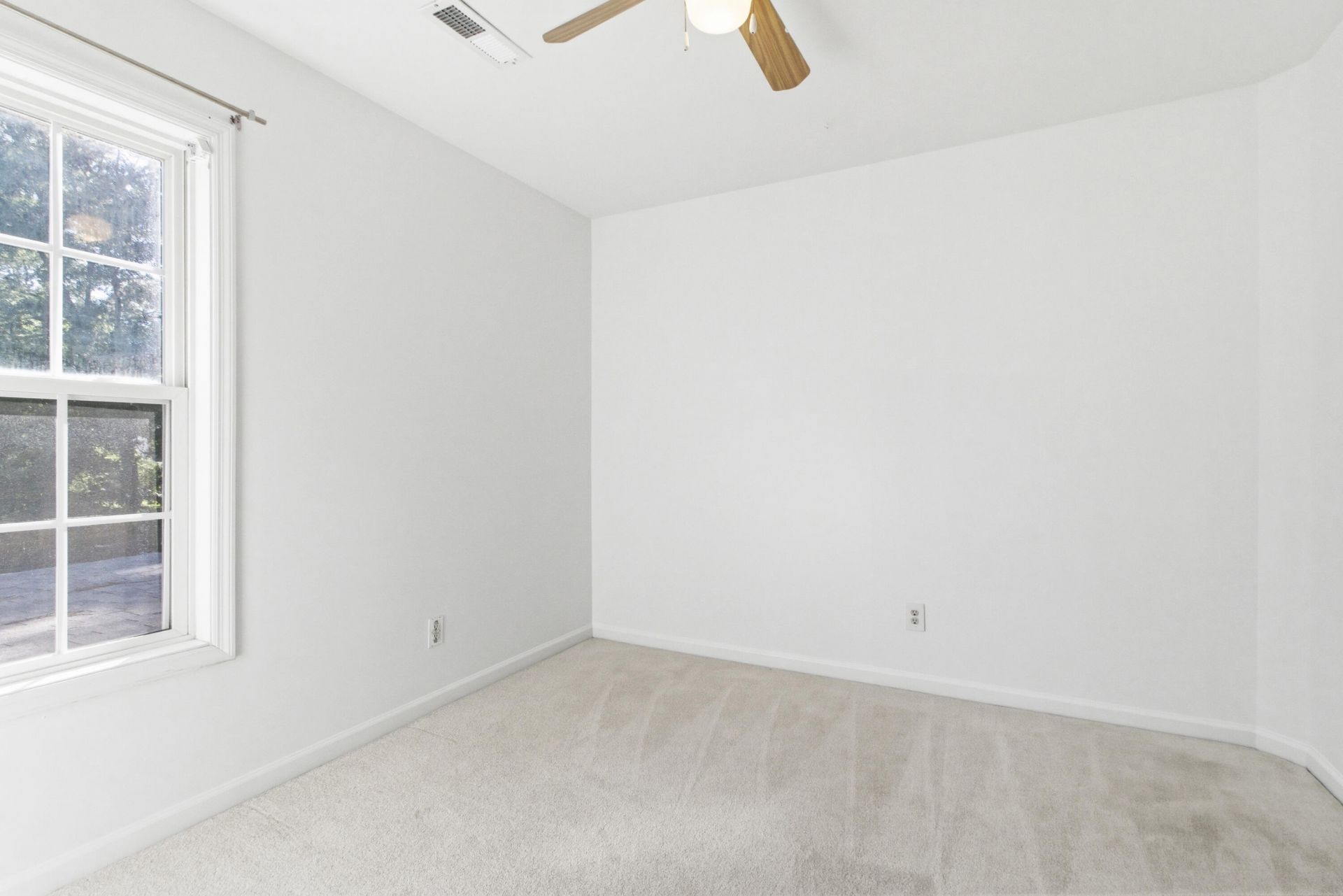 115 Thousand Oaks Circle Photo 46