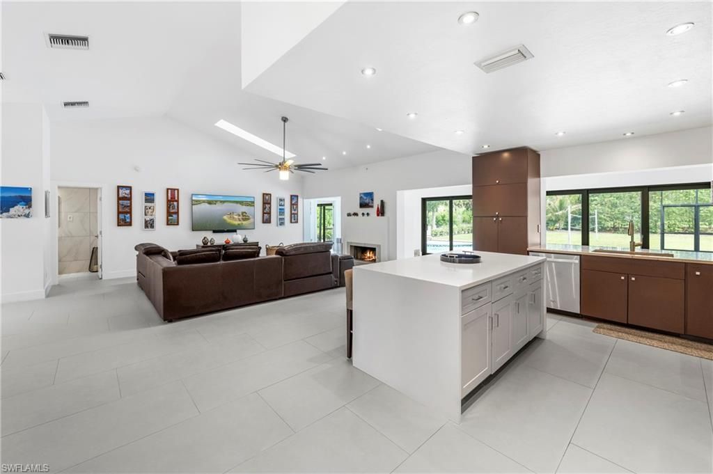 3631 1st Ave Nw, Naples, FL 34120 Photo