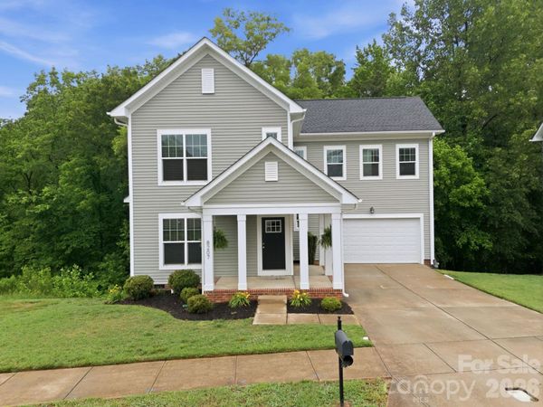 8207 Dumphries Drive , Huntersville, NC 28078