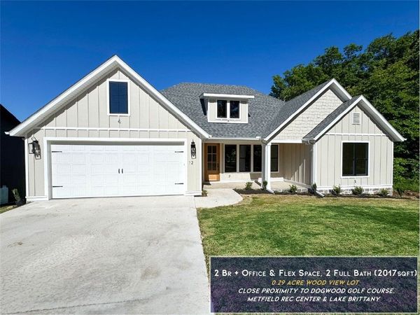 12 Dickenshire Drive , Bella Vista, AR 72714