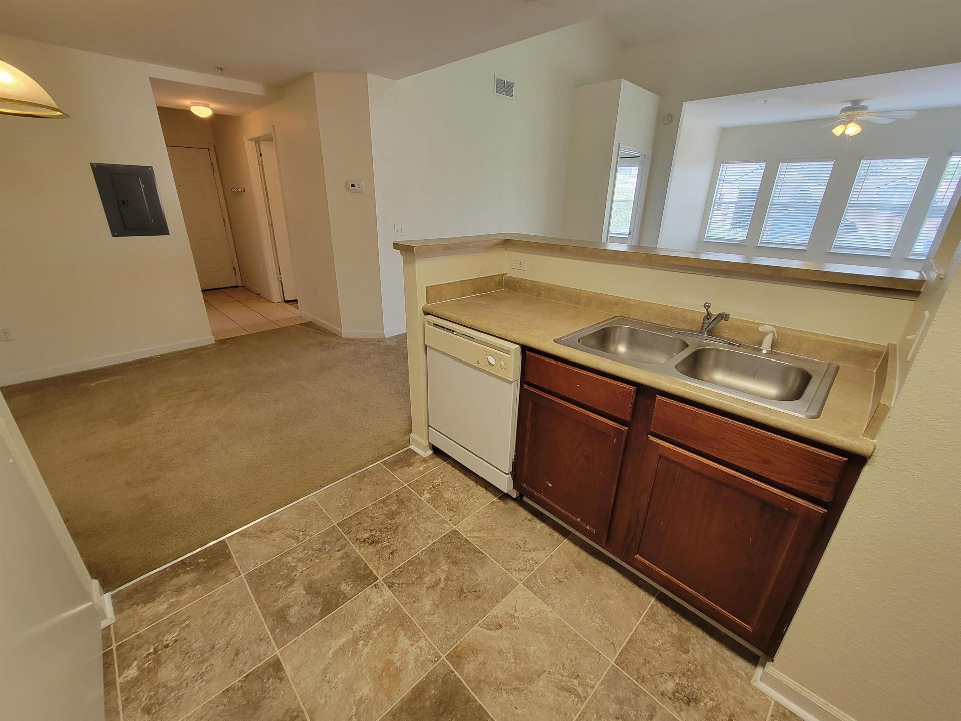 2801 Chancellorsville Drive , Unit 231, Tallahassee, FL 32312 Photo