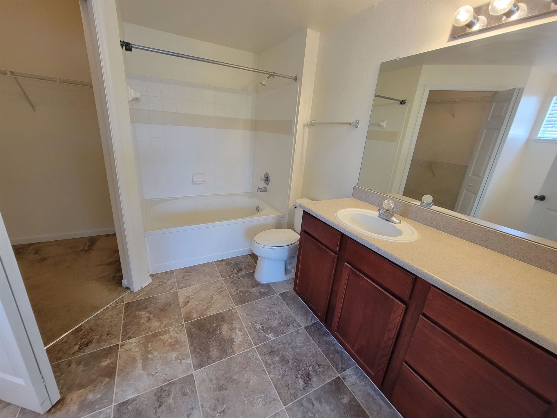 2801 Chancellorsville Drive , Unit 231, Tallahassee, FL 32312 Photo