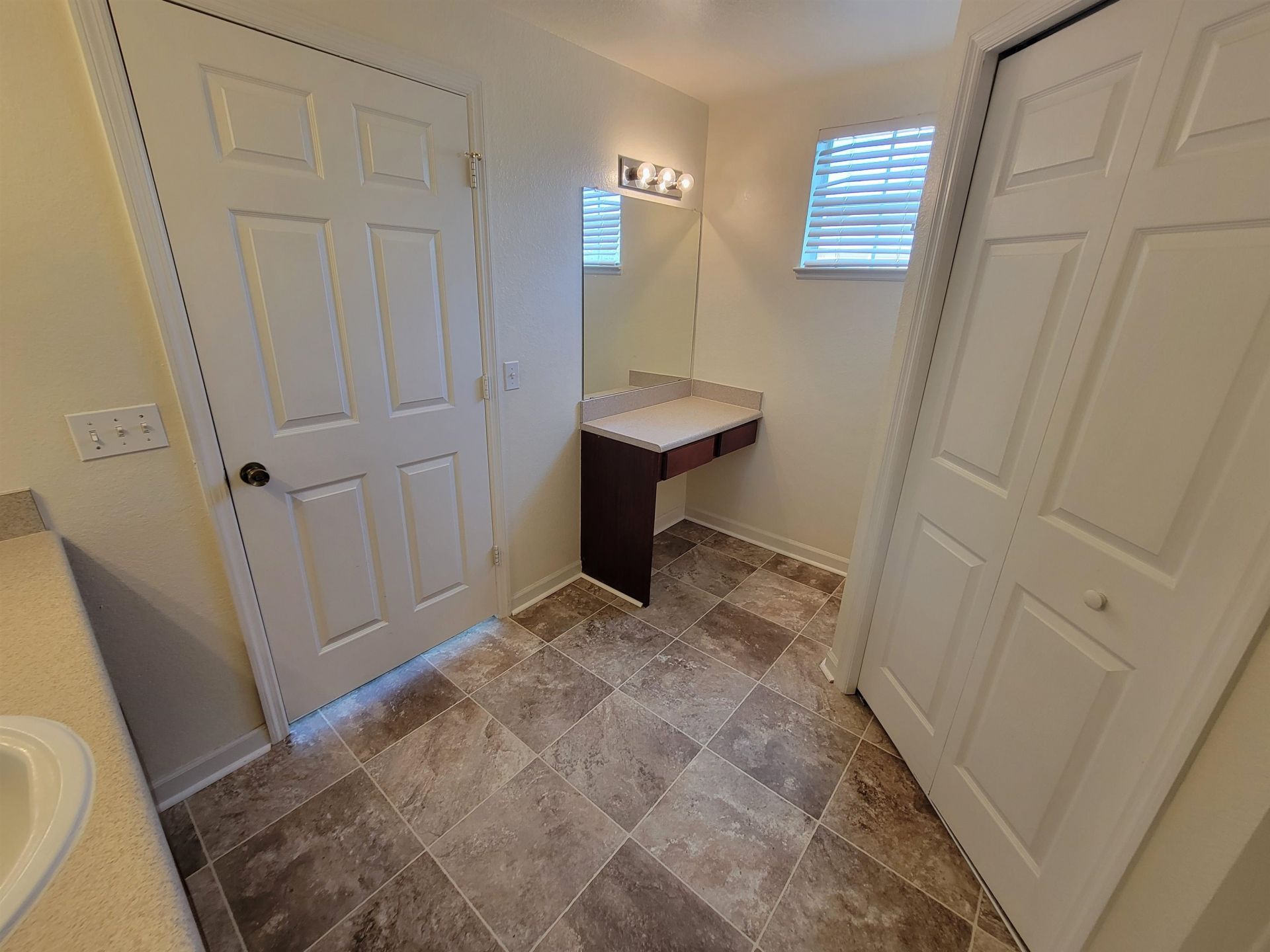 2801 Chancellorsville Drive , Unit 231, Tallahassee, FL 32312 Photo