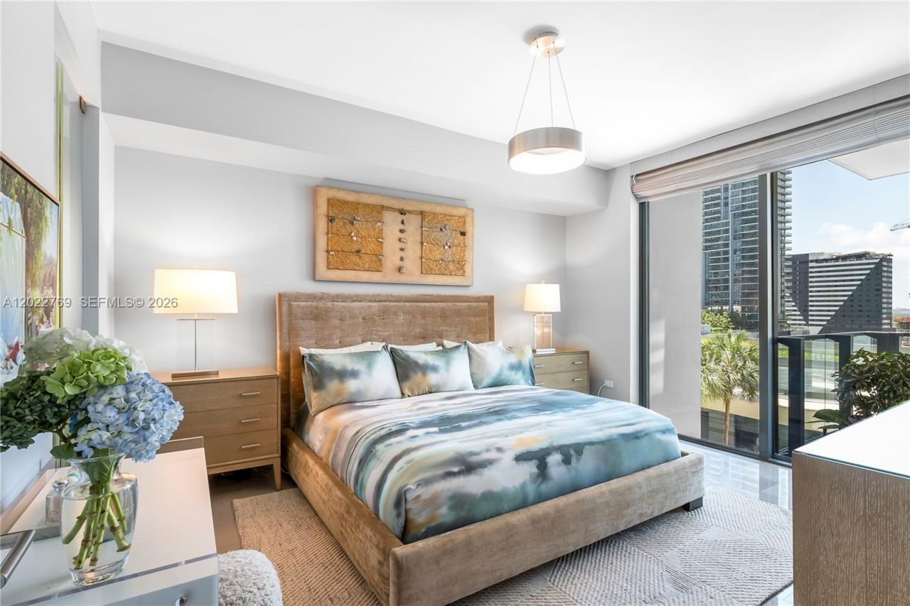 68 SE 6th Street , Unit 810, Miami, FL 33131 Photo