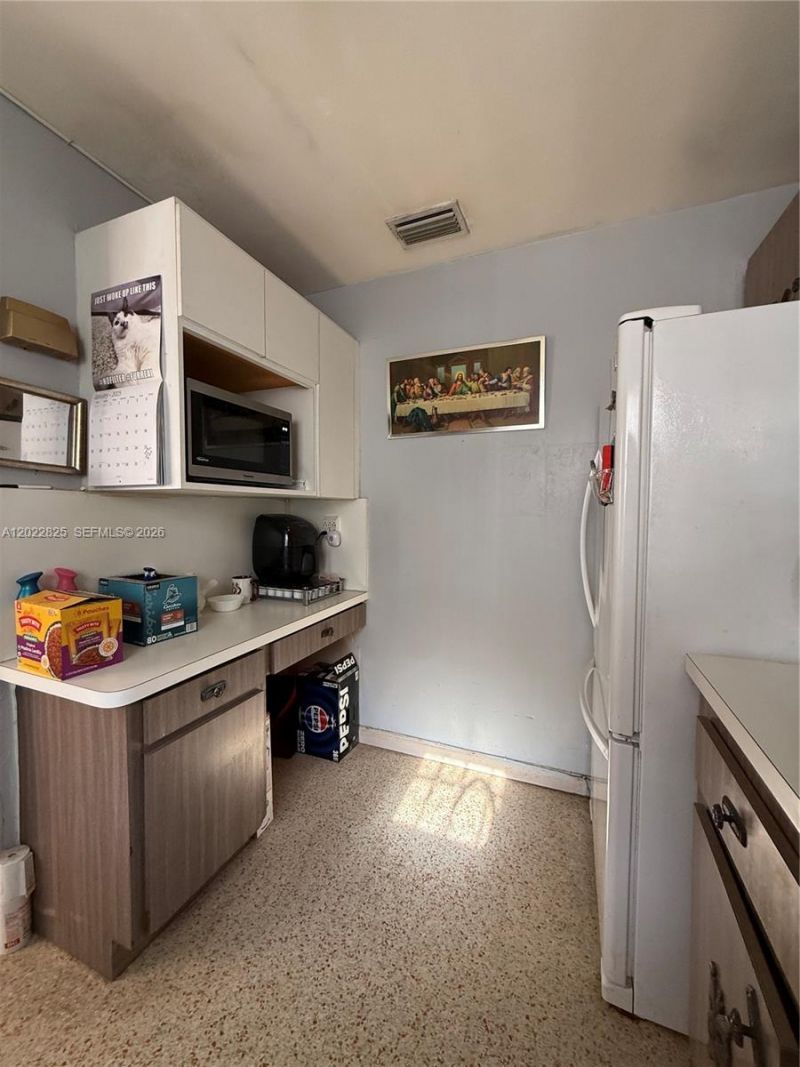 6820 W Flagler St, Miami, FL 33144 Photo