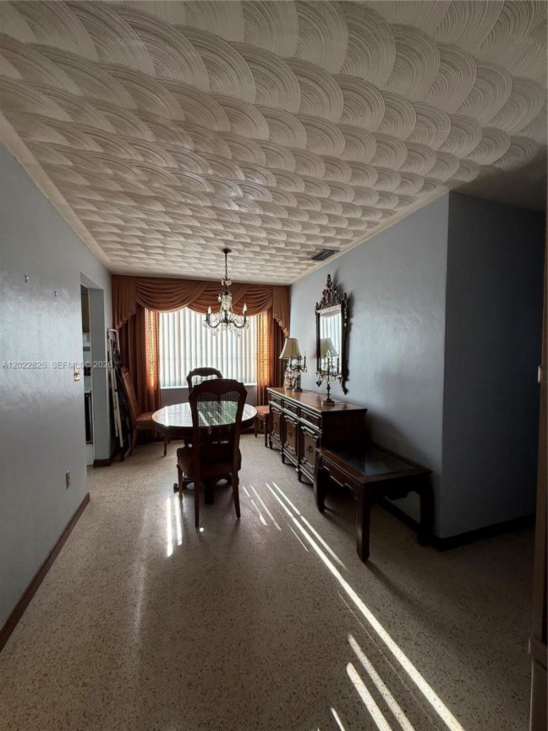 6820 W Flagler St, Miami, FL 33144 Photo