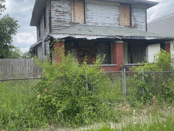 2042 E Adams Street, Indianapolis, IN 46218