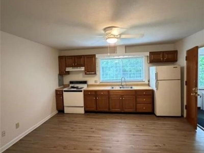 5039 Far Hills Avenue, Dayton, OH 45429 Photo 2