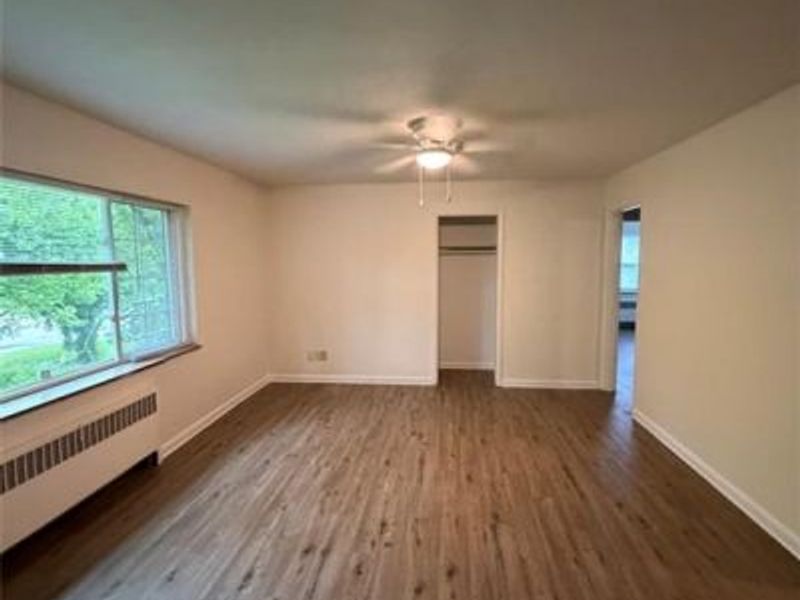 5039 Far Hills Avenue, Dayton, OH 45429 Photo 3