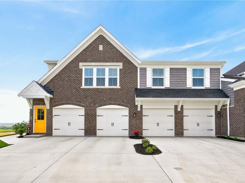 405 Bethpage Way, Turtlecreek Township, OH 45036 Photo 1