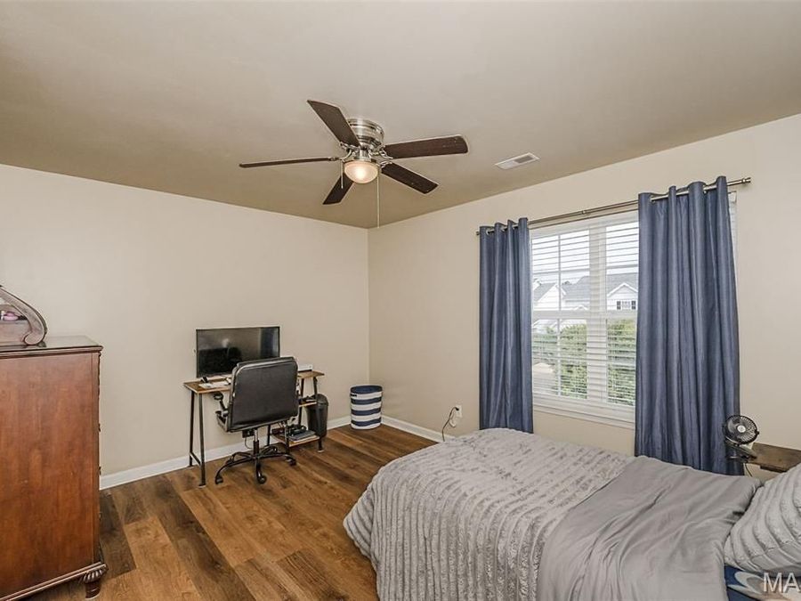 Property Image 44