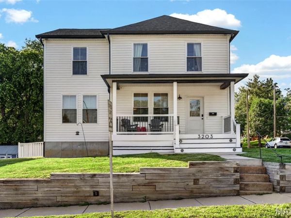 3203 Byron Place, St Louis, MO 63143