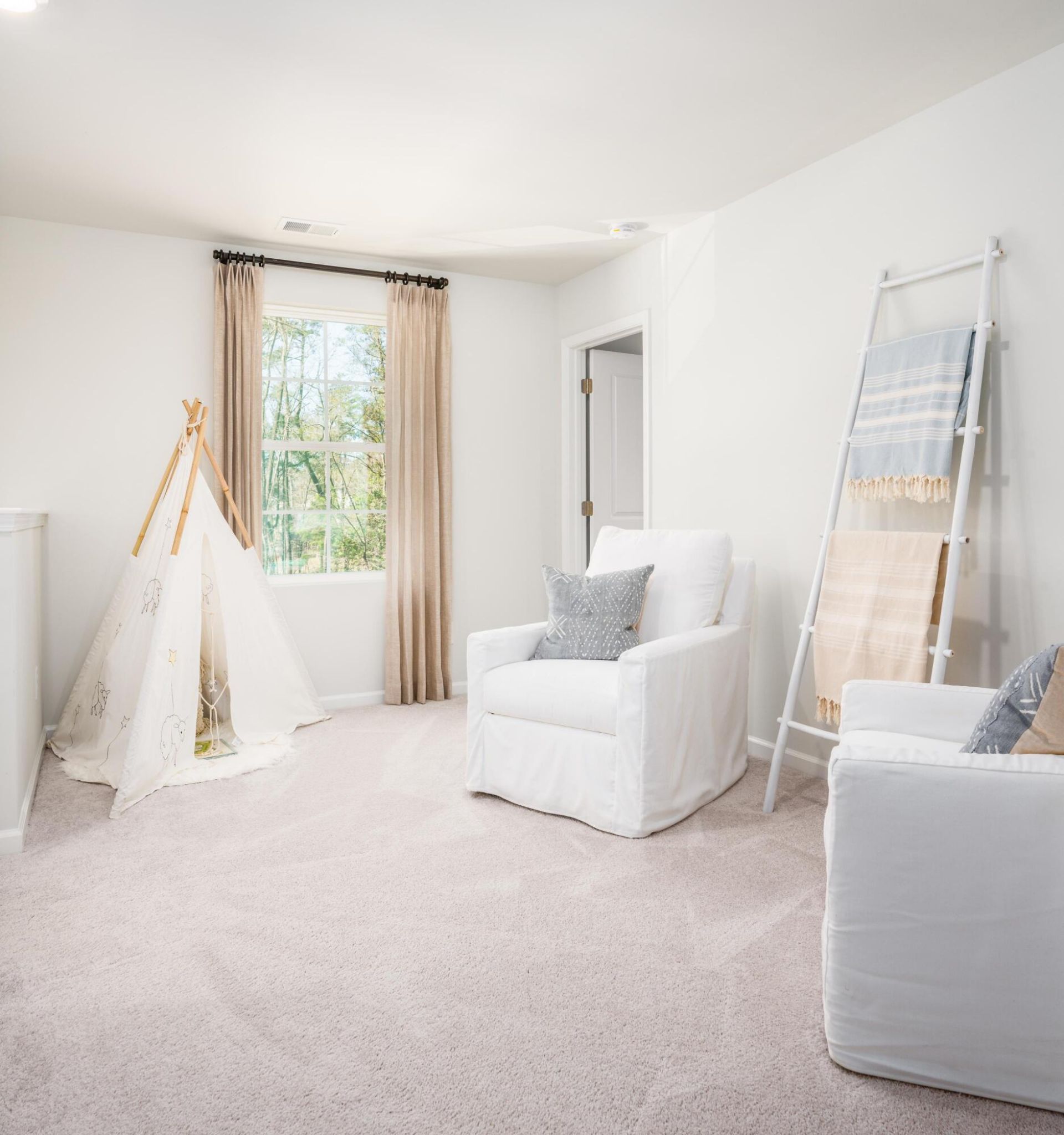 405 Camellia Bloom Drive Photo 5
