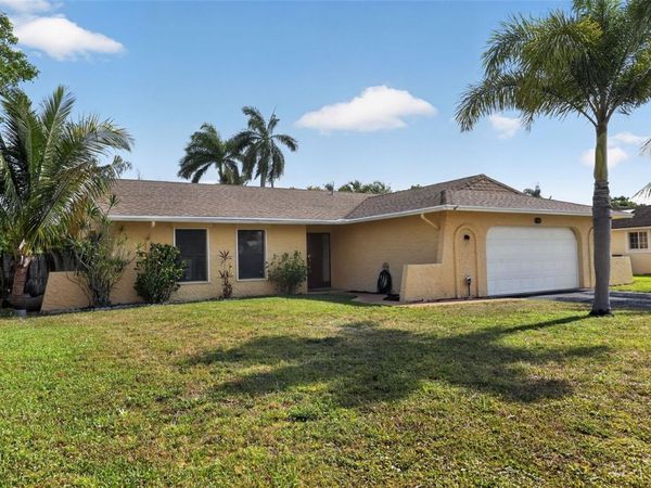 159 SE 26TH AVENUE , BOYNTON BEACH, FL 33435