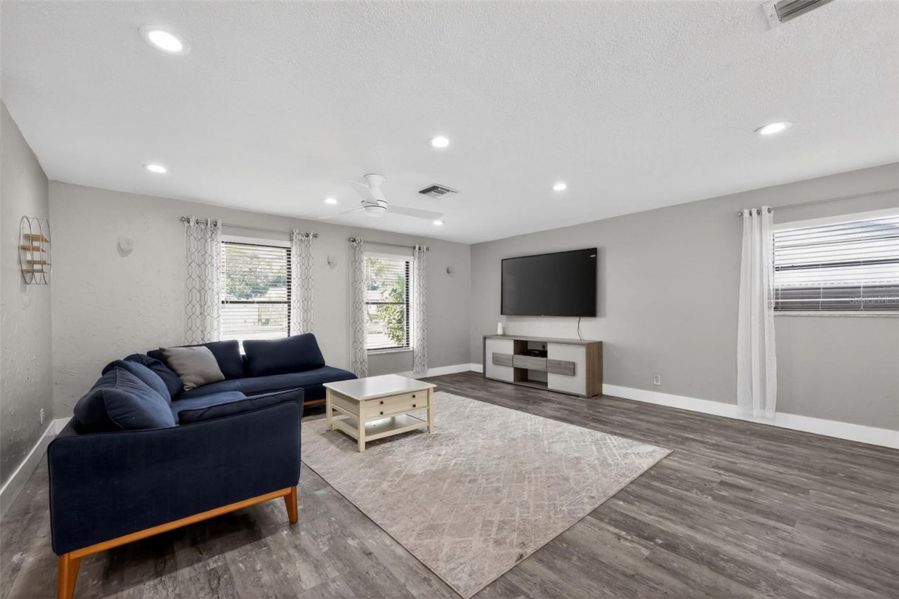 159 SE 26th Avenue , Boynton Beach, FL 33435 Photo