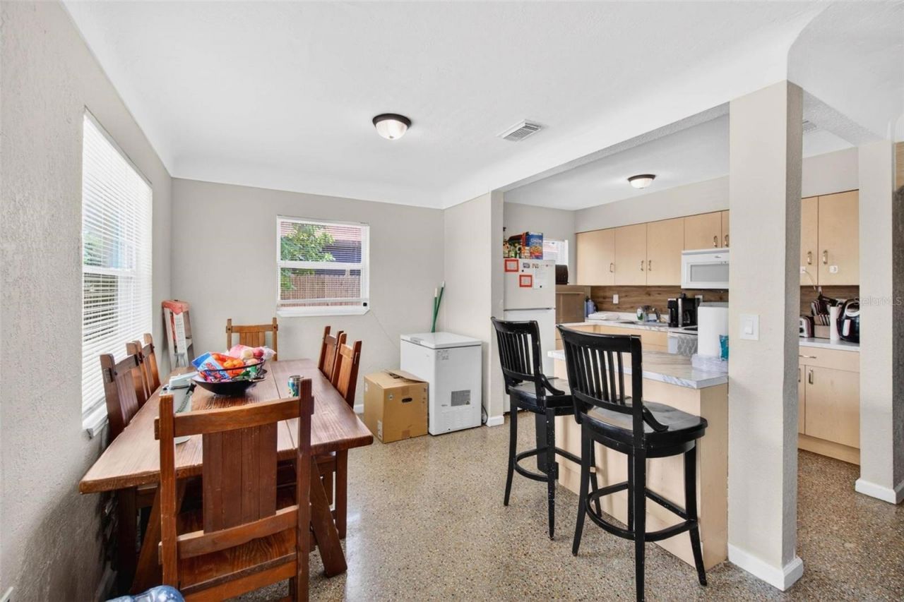 1901 Melrose Avenue S, Saint Petersburg, FL 33712 Photo