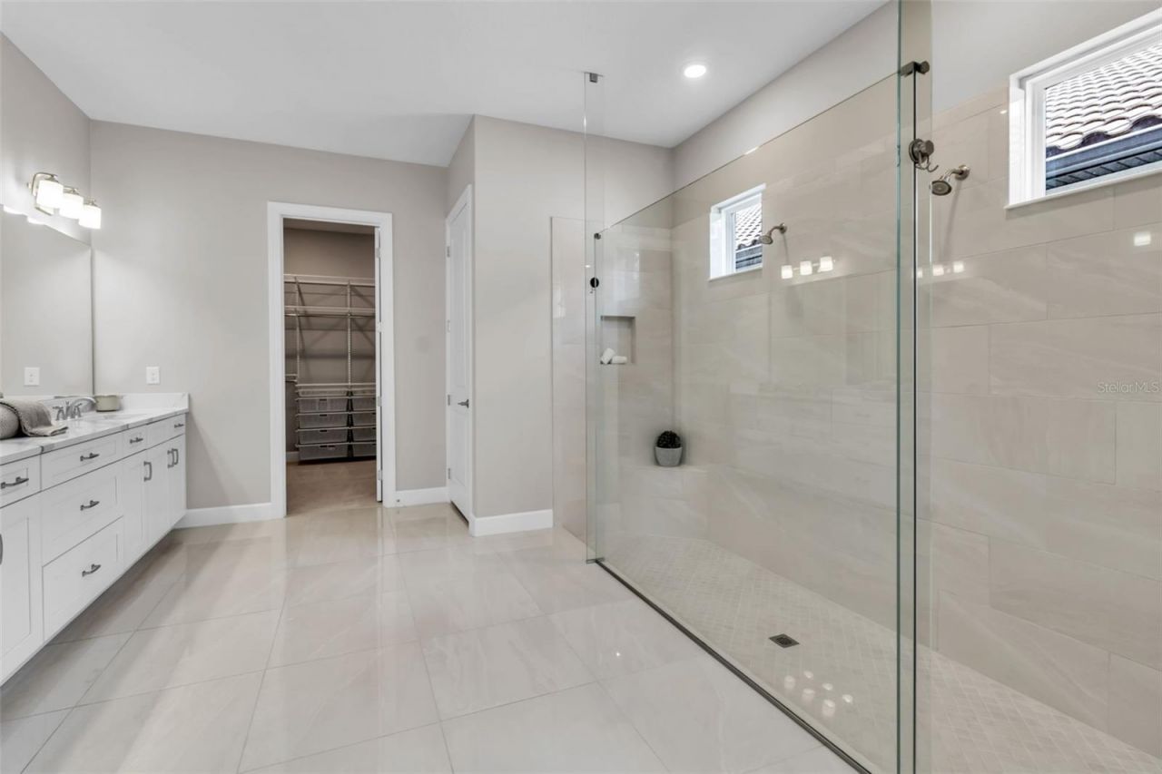 5618 Caserta Court , Palmetto, FL 34221 Photo