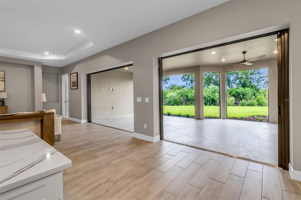5618 Caserta Court , Palmetto, FL 34221 Photo