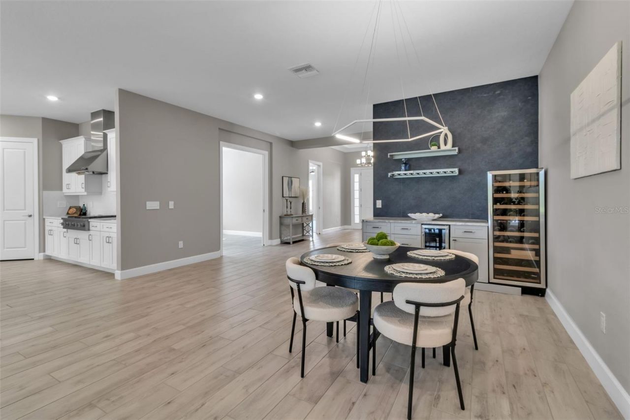 5618 Caserta Court , Palmetto, FL 34221 Photo