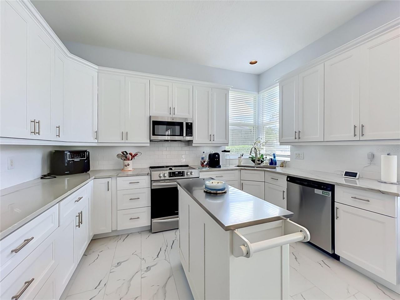 909 Grovesmere Loop , Ocoee, FL 34761 Photo