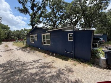 4311 Fairlane Avenue, Fort Worth, TX 76119