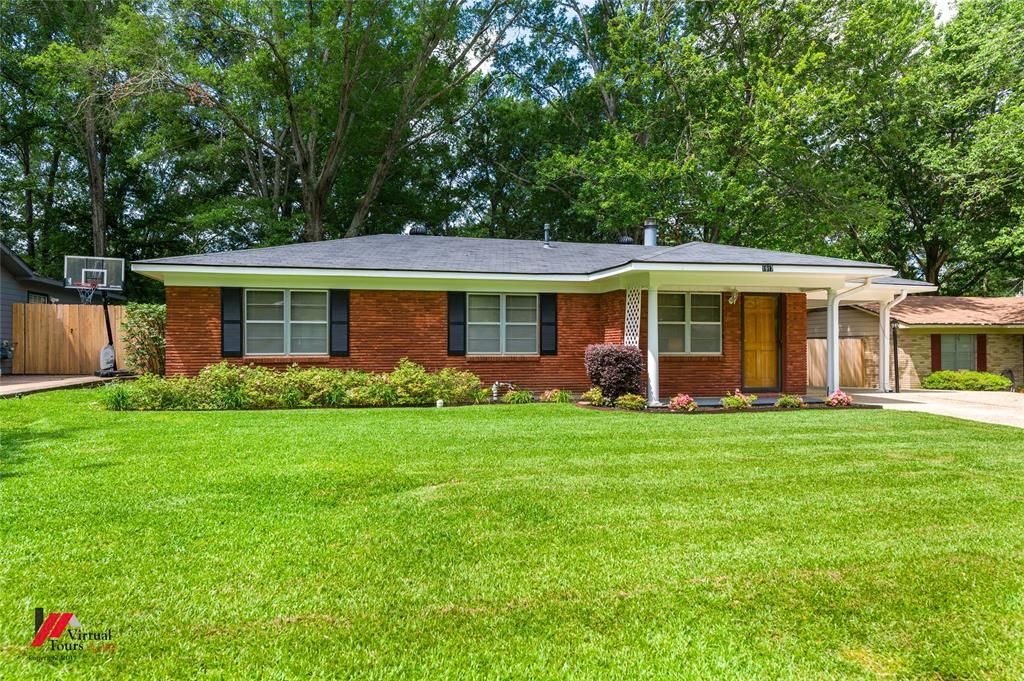 1917 Hollyhock Drive, Shreveport, LA 71118 Main Photo