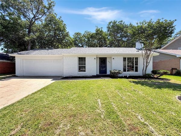 305 Deer Creek Road, Everman, TX 76140