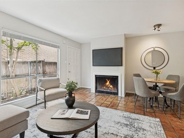 2702 Douglas Avenue, Unit 143, Dallas, TX 75219