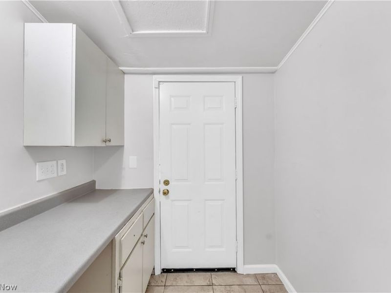 14131 Berwyn Avenue, Cleveland, OH 44111 Photo 10