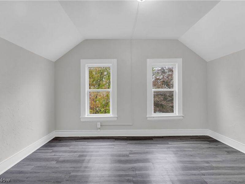 14131 Berwyn Avenue, Cleveland, OH 44111 Photo 19