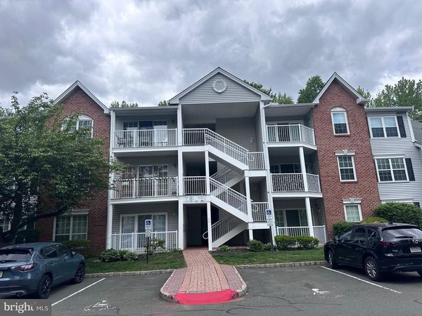 65 CHEVERNY COURT, HAMILTON TOWNSHIP, NJ 08619