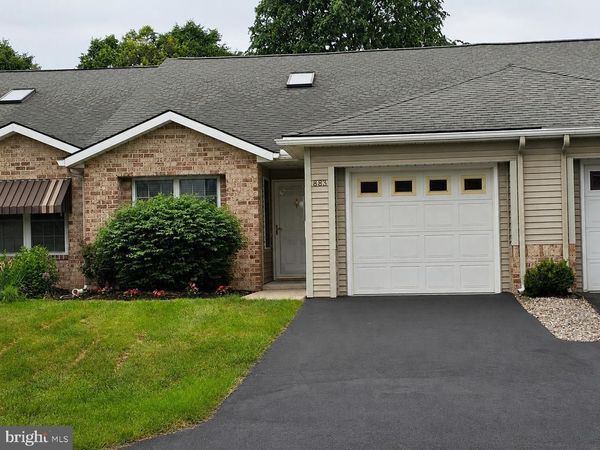 883 GEYER DRIVE , CHAMBERSBURG, PA 17201
