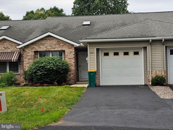 883 GEYER DRIVE , CHAMBERSBURG, PA 17201