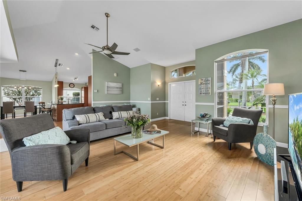 929 Marble Dr, Naples, FL 34104 Photo