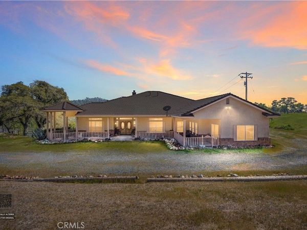 434 Bella Posta Drive, Bakersfield, CA 93308